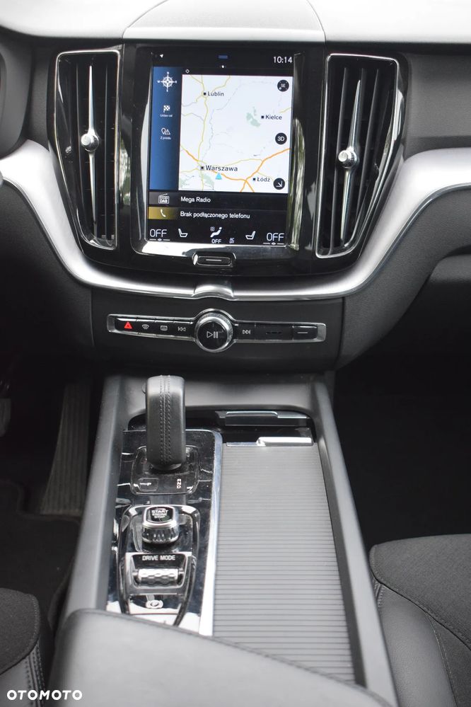 Volvo XC 60 D4 Momentum Pro - 15