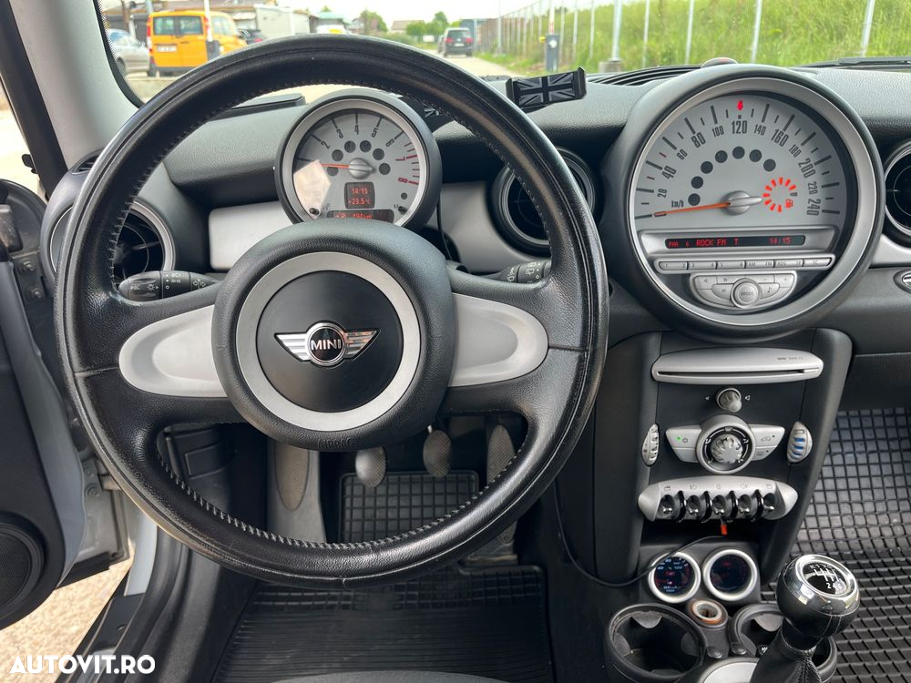 Mini Cooper Cabrio - 19