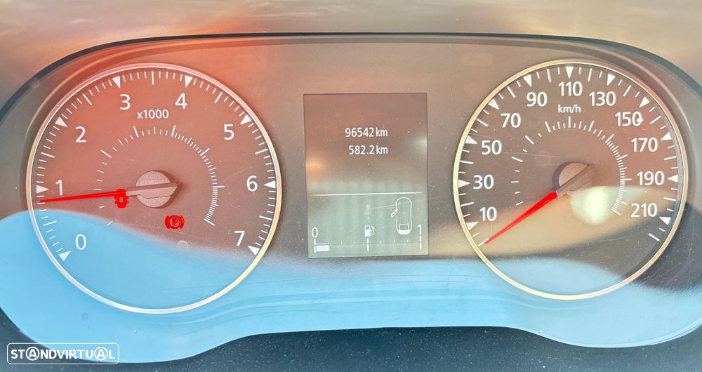 Dacia Duster 1.5 Blue dCi Prestige - 14