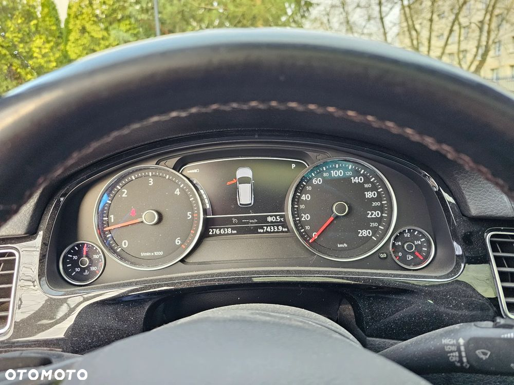 Volkswagen Touareg 3.0 V6 TDI BMT X-Edition - 16