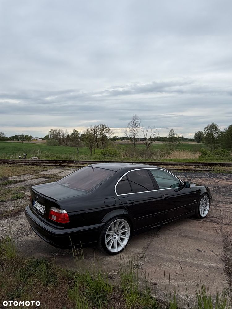 BMW Seria 5 - 21