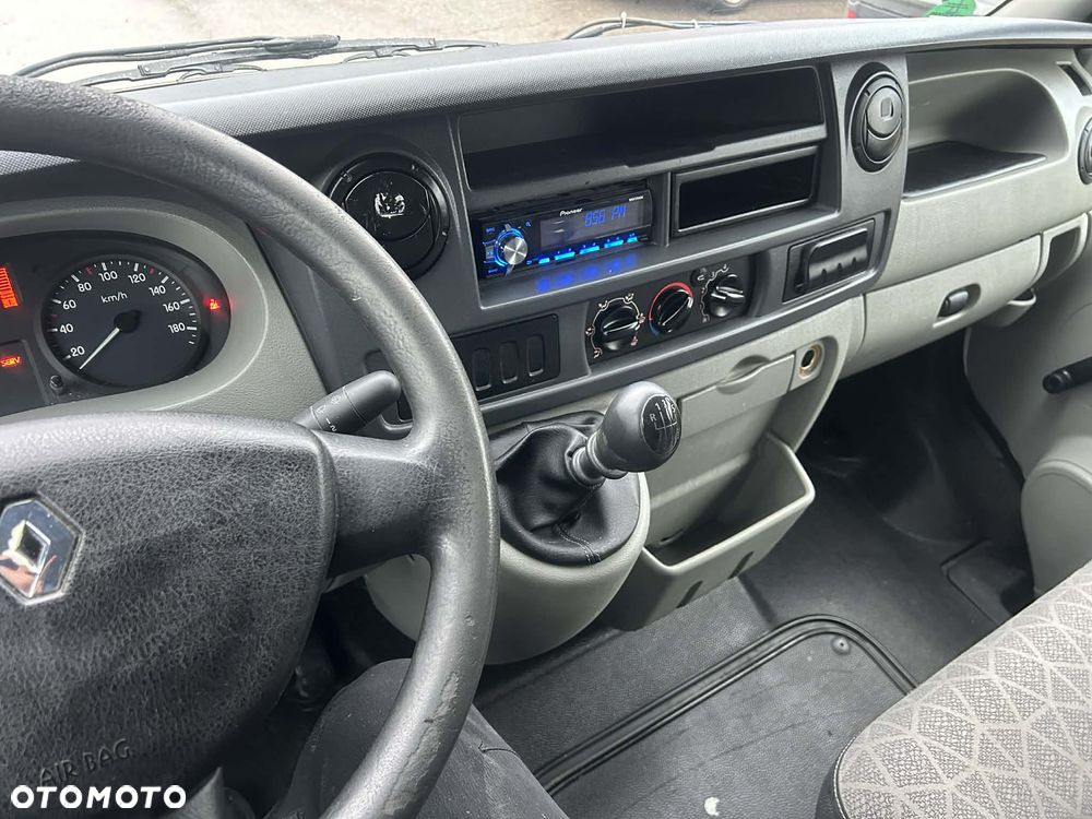 Renault Master - 15