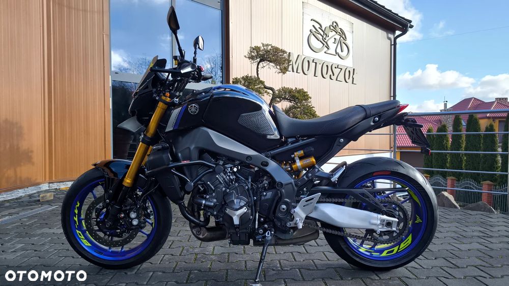 Yamaha MT - 2