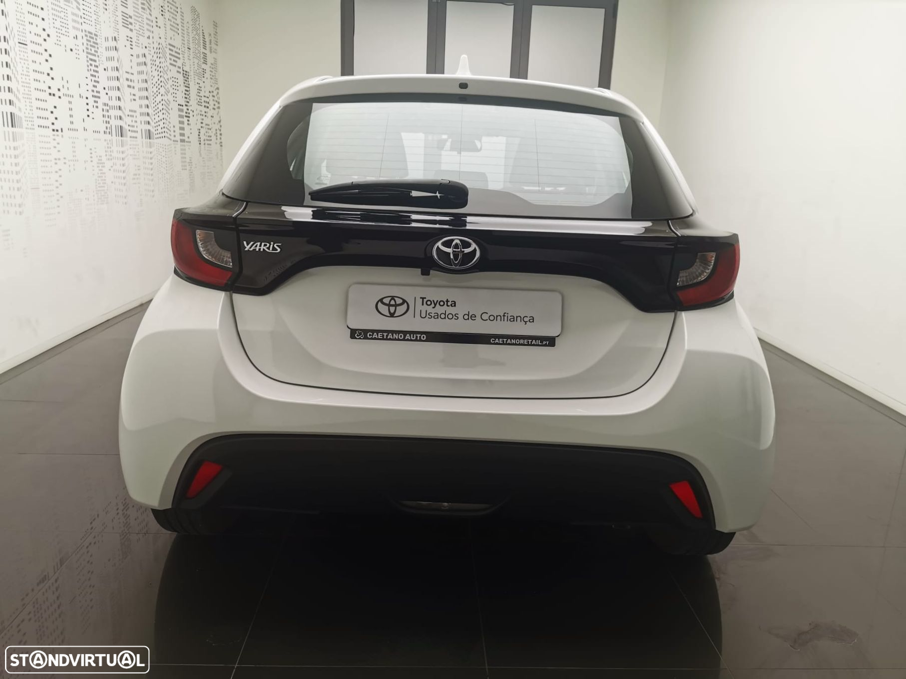 Toyota Yaris 1.0 VVT-i Comfort Plus - 4