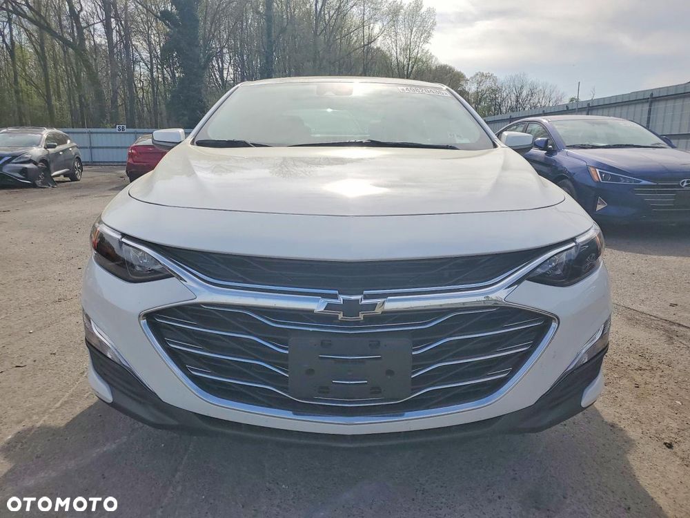 Chevrolet Malibu - 6