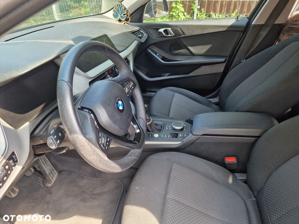 BMW Seria 1 118i - 9