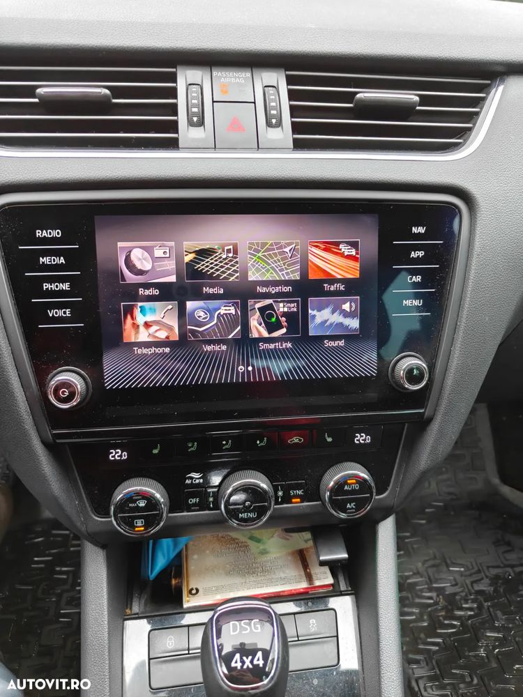 Skoda Octavia 2.0 TDI DSG 4X4 RS - 9