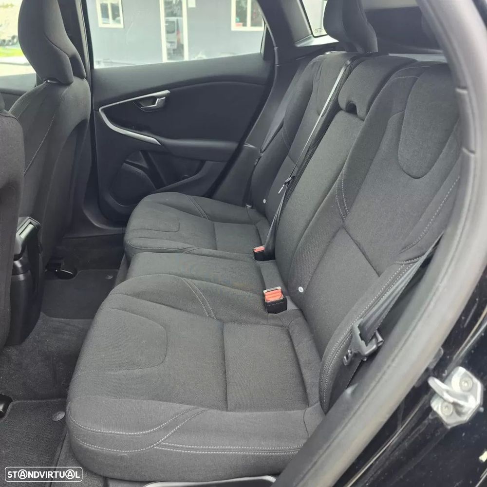 Volvo V40 2.0 D2 Kinetic Eco - 17