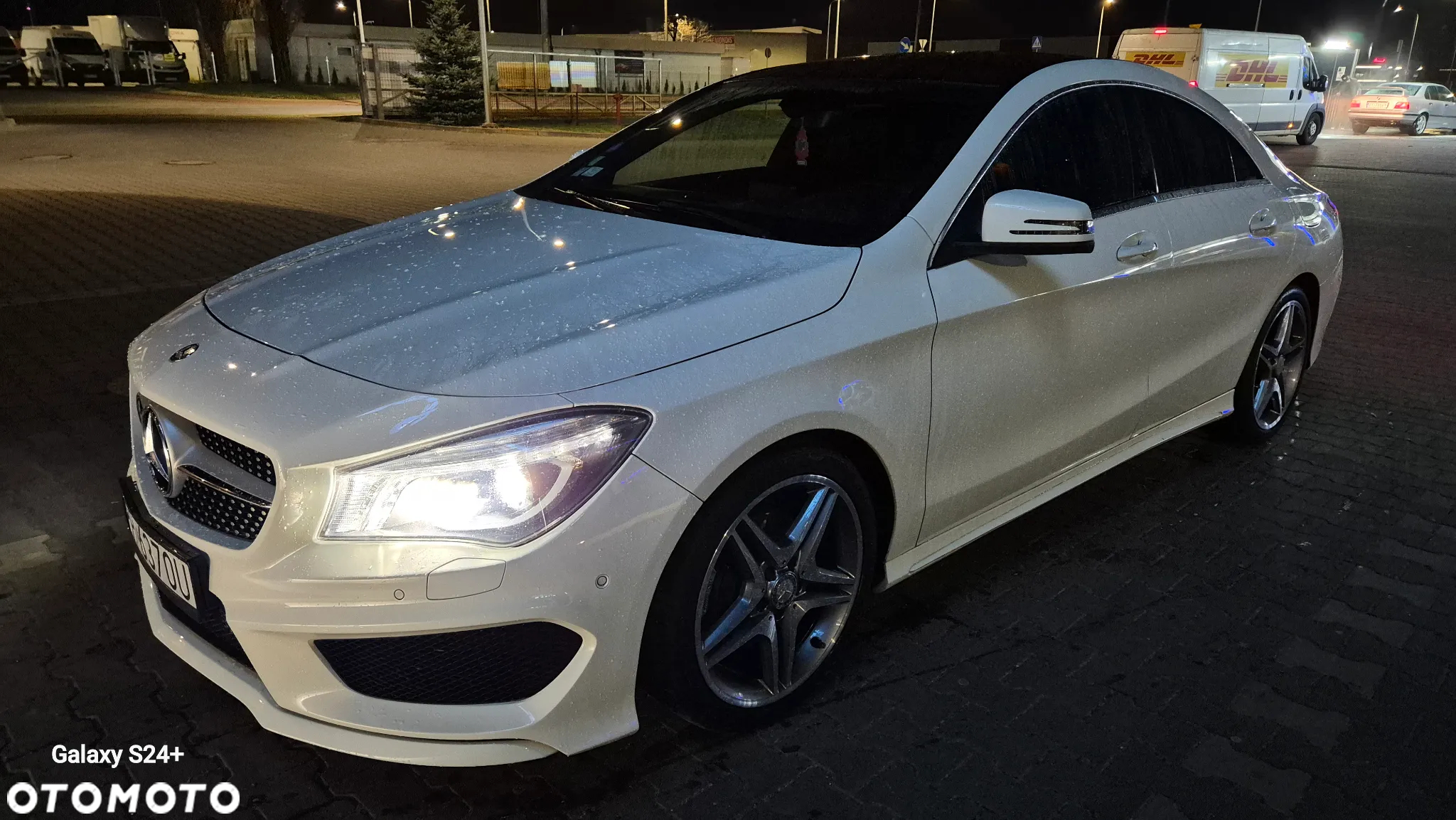 Mercedes-Benz CLA 180 AMG Line - 15