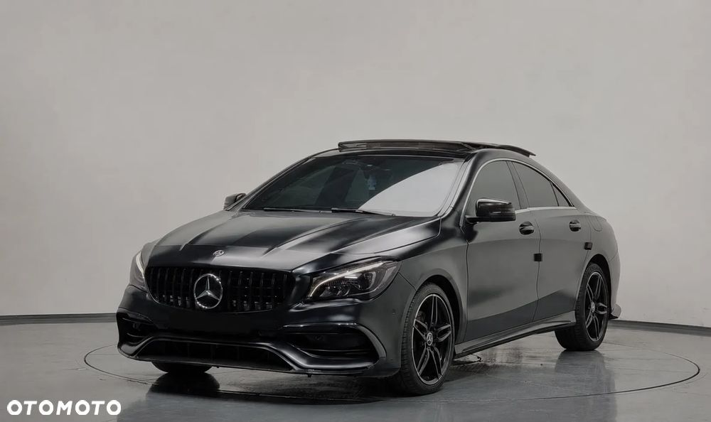 Mercedes-Benz CLA 250 4-Matic AMG Line - 2