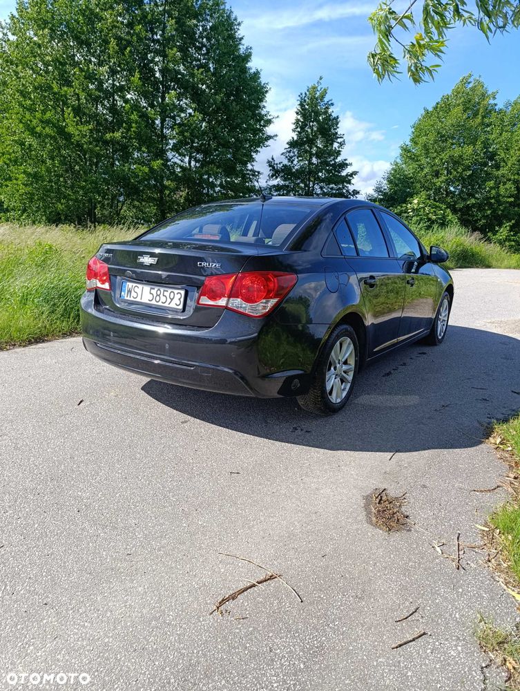 Chevrolet Cruze - 4