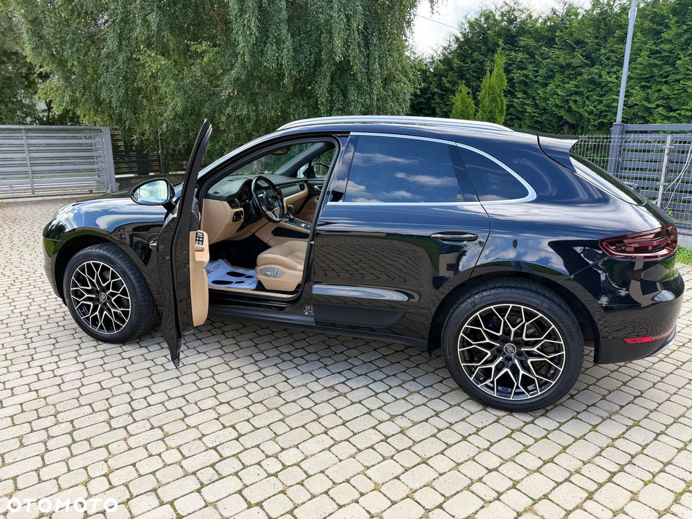 Porsche Macan - 3