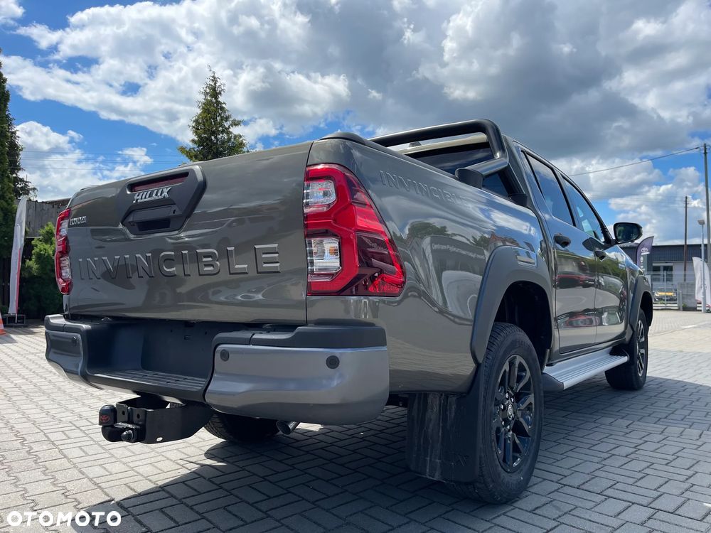 Toyota Hilux 2.8 D-4D Double Cab Invincible 4x4 - 7