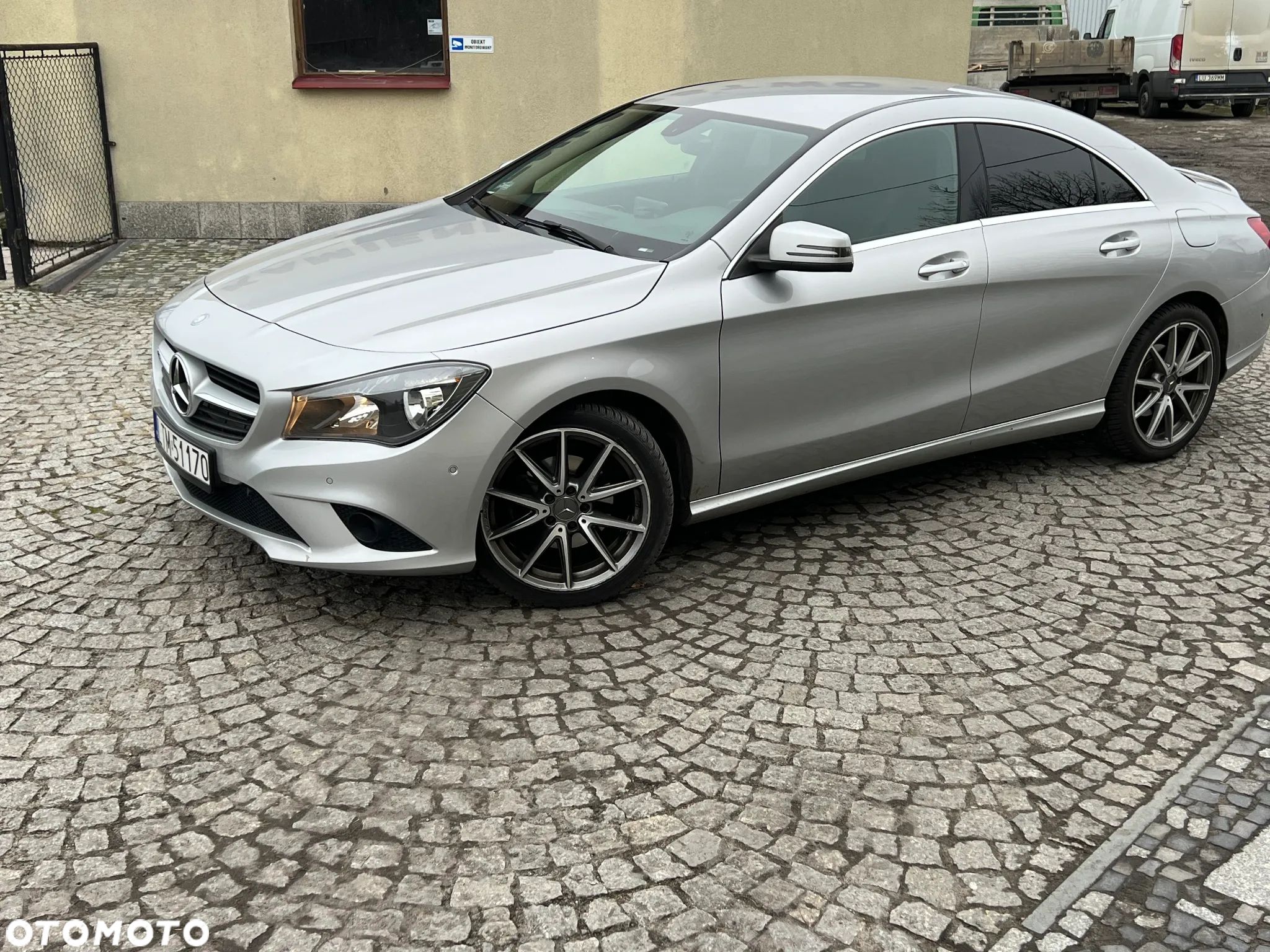 Mercedes-Benz CLA 180 - 1