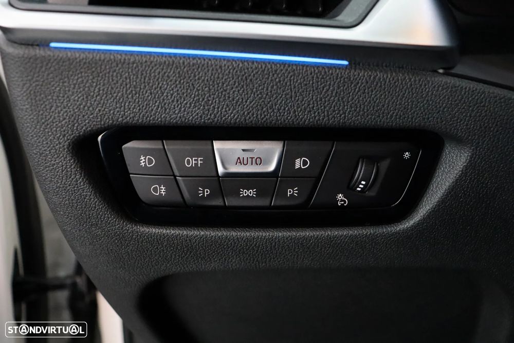 BMW 330 e Aut. M Sport - 33