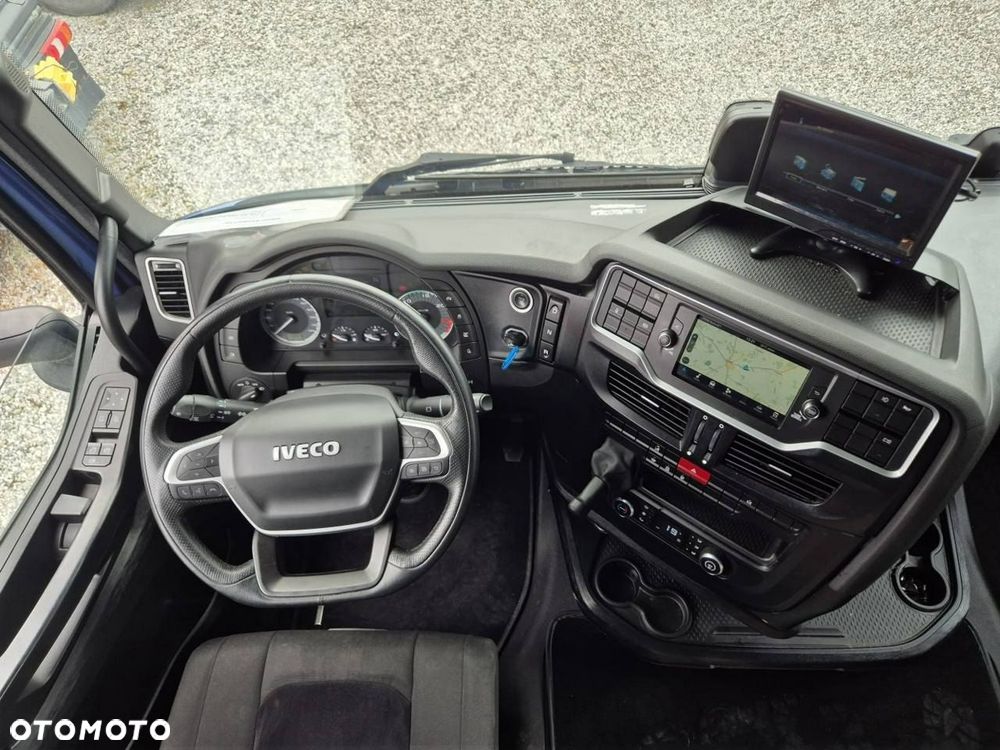 Iveco As440ST/Fp Lt - 18