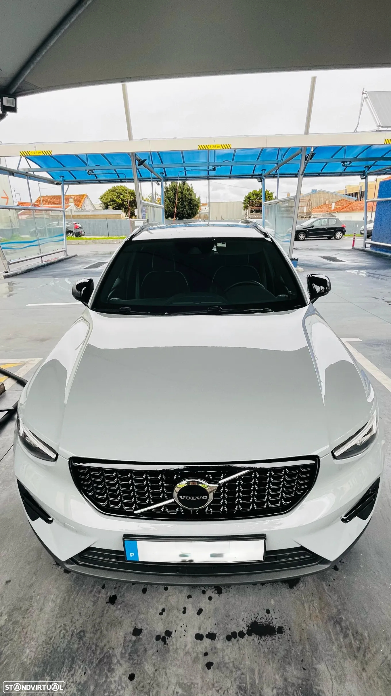 Volvo XC 40 1.5 T2 Plus Dark Auto - 4
