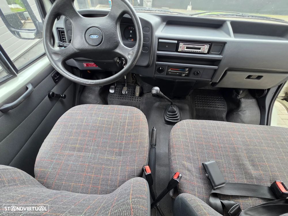 Ford Transit 100 L 2.5 D TSE - 4