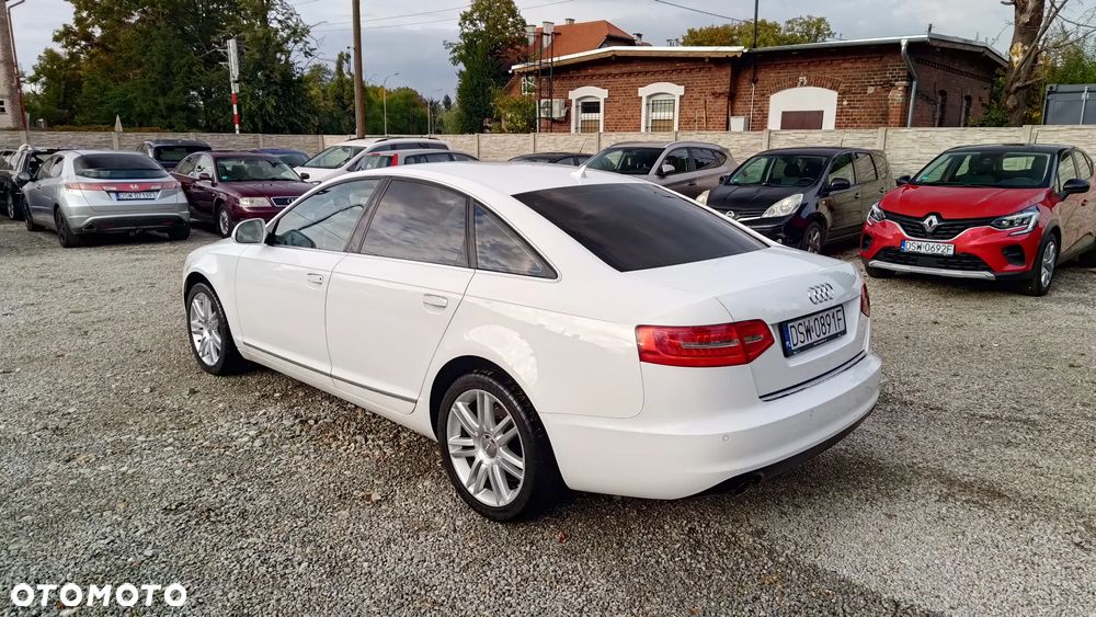 Audi A6 - 4