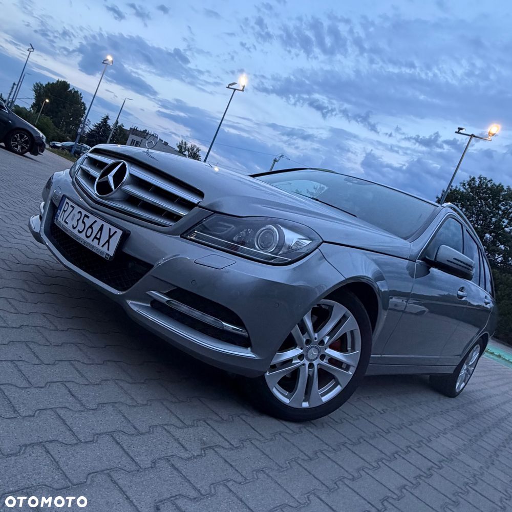 Mercedes-Benz Klasa C 220 CDI 7G-TRONIC Avantgarde Edition - 11