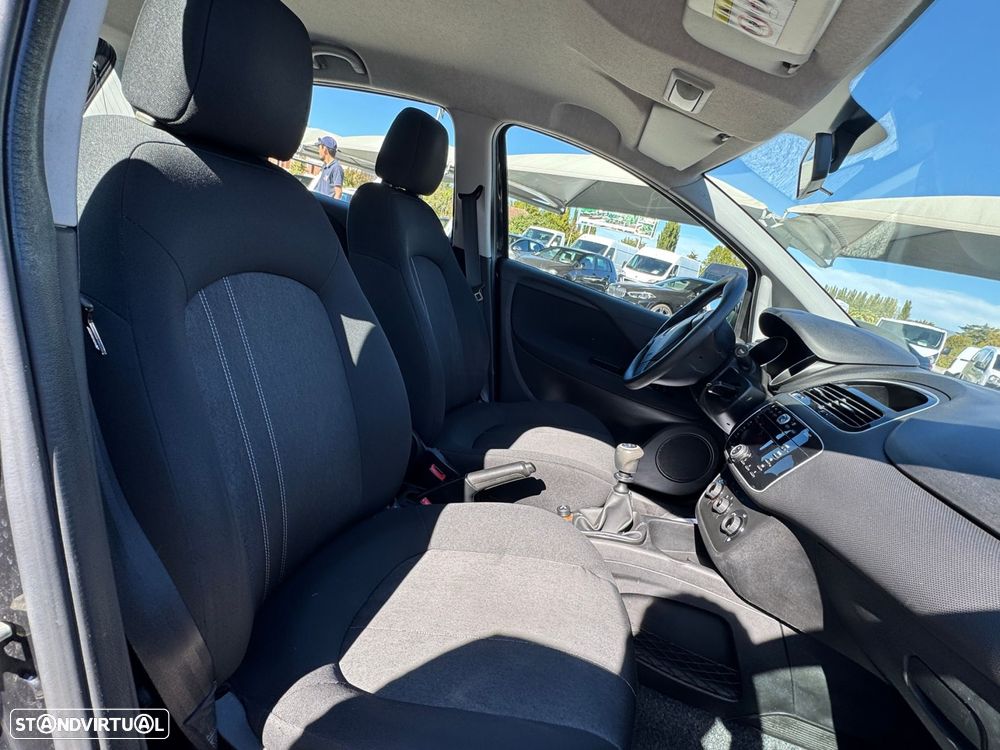 Fiat Punto 1.2 Lounge S&S - 12