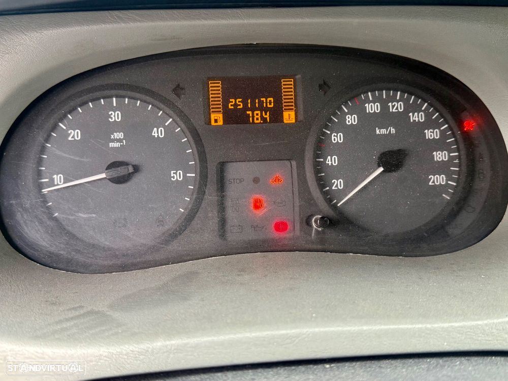 Opel Vivaro longa - 7