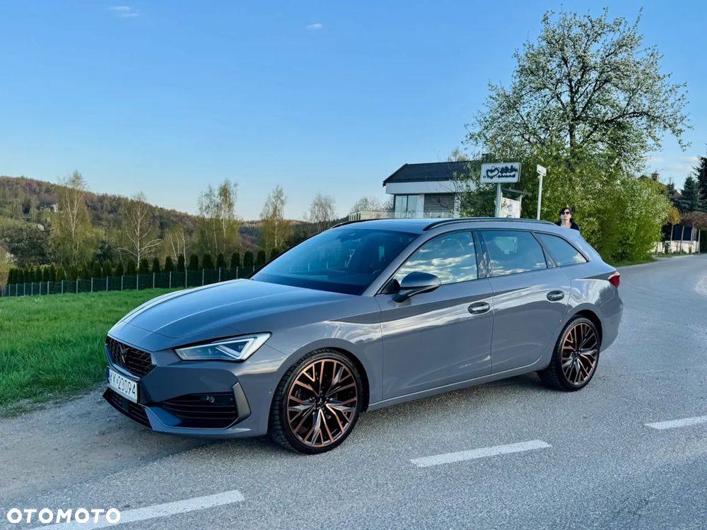 Cupra Leon Sportstourer 2.0 TSI 4Drive VZ DSG - 3