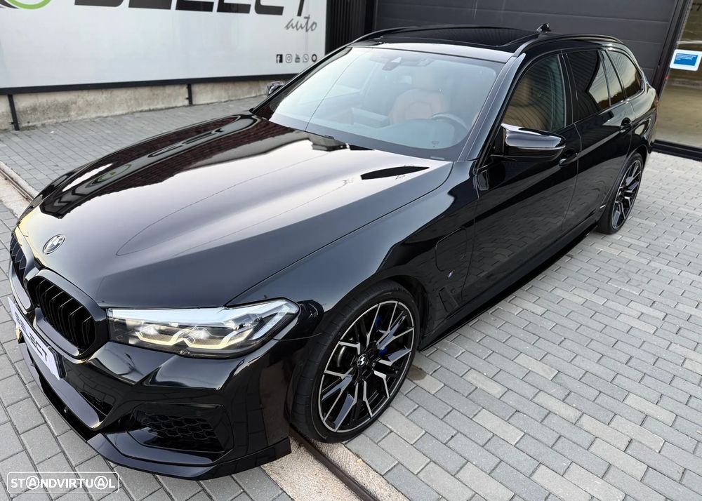 BMW 530 e Pack Desportivo M - 8