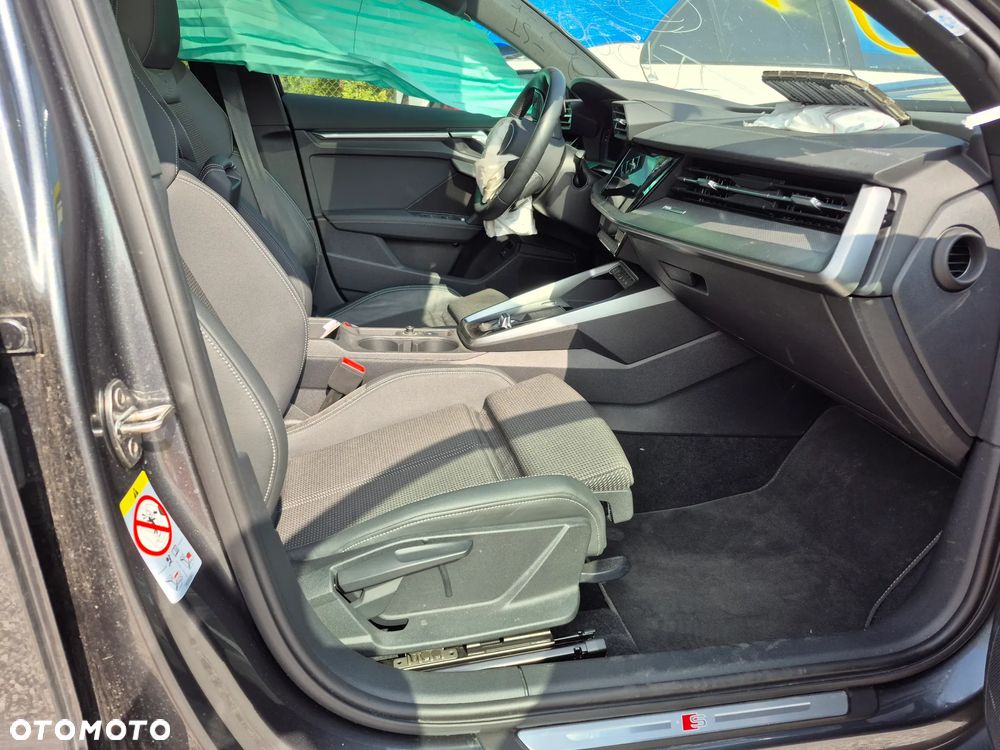 Audi A3 Sportback 40 TFSIe S tronic S line - 18