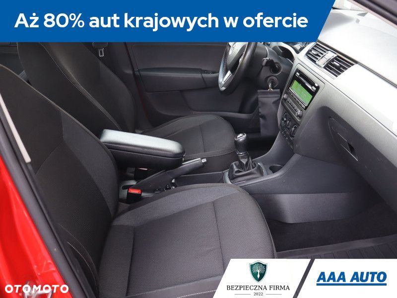 Skoda RAPID - 10