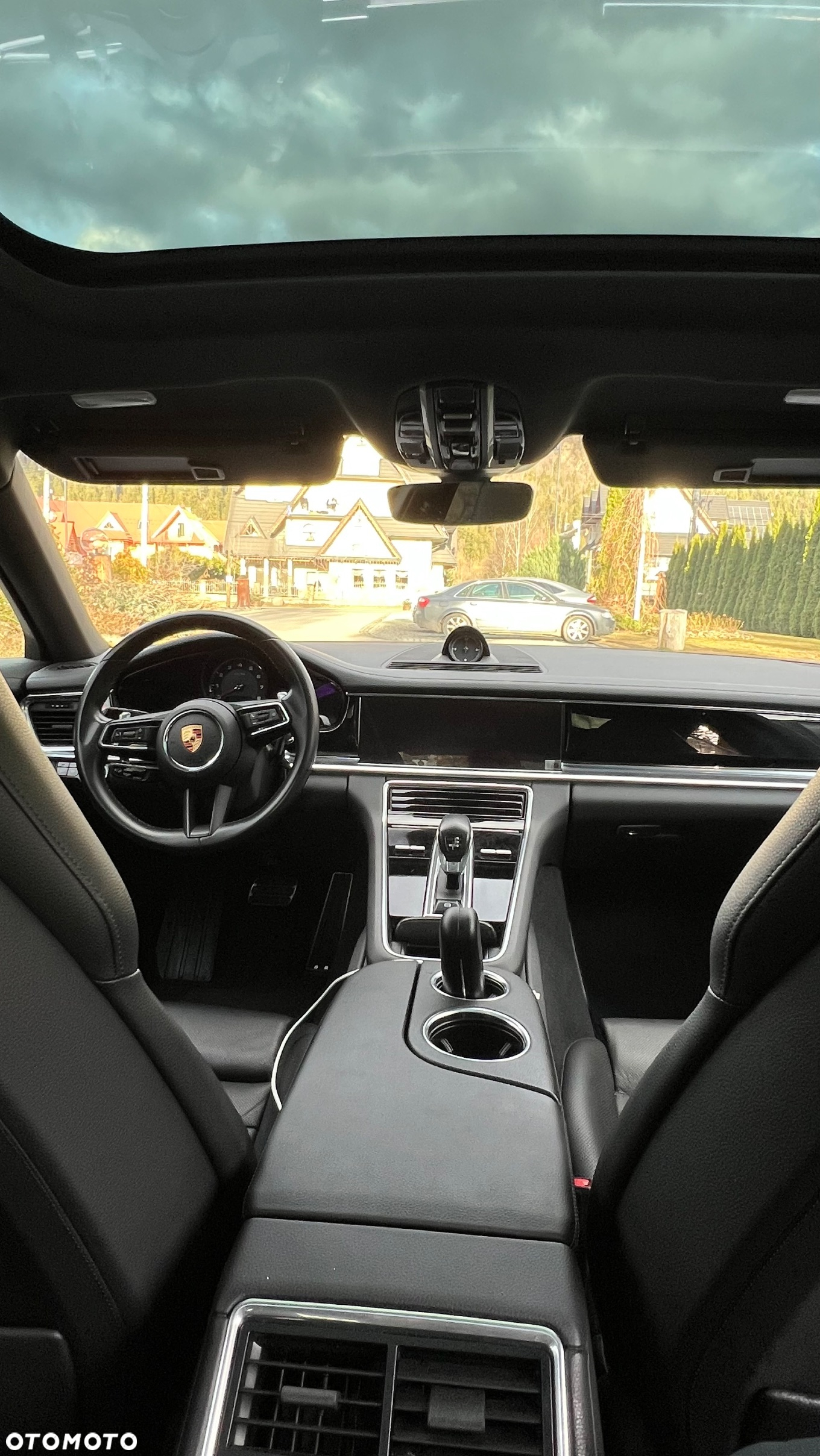 Porsche Panamera 4S - 12