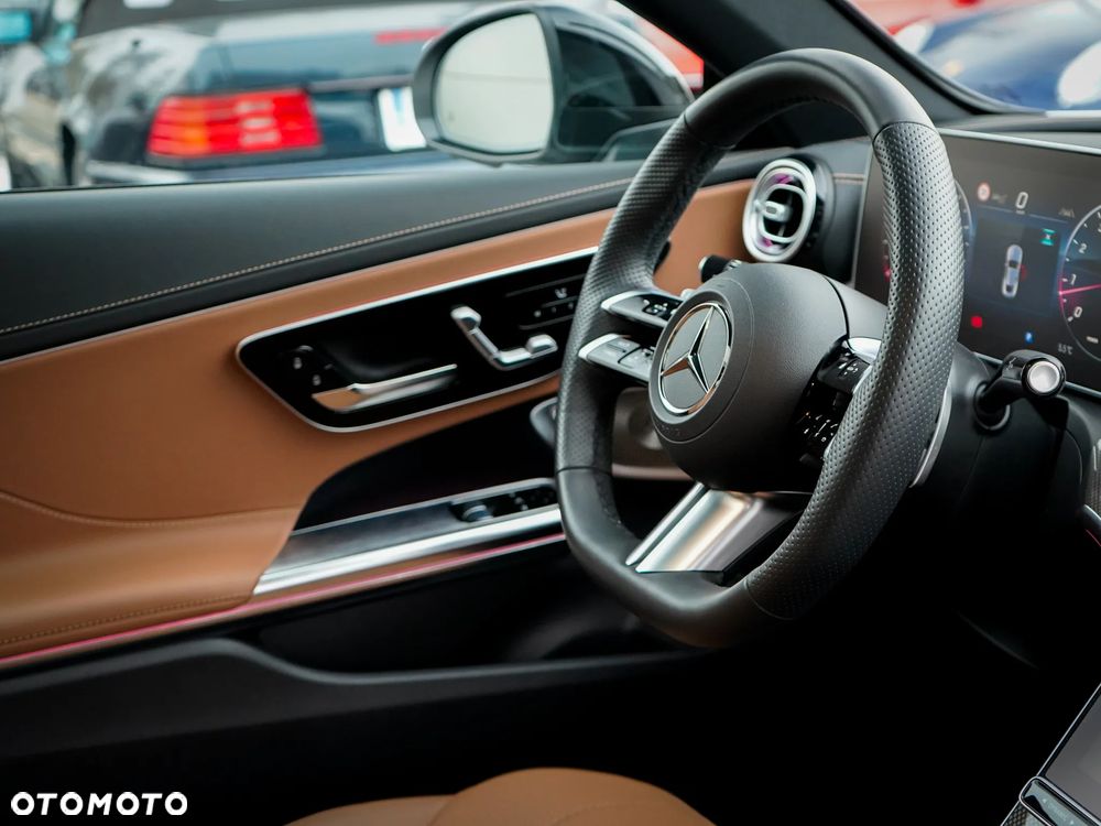 Mercedes-Benz CLE 300 4Matic 9G-TRONIC - 25