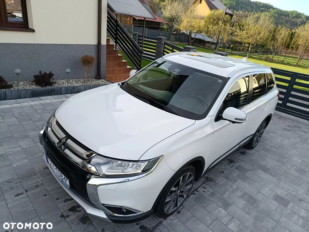 Mitsubishi Outlander 2.0 4WD CVT Diamant Edition+ - 3