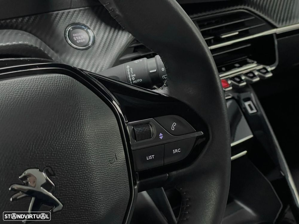 Peugeot e-208 Allure Pack - 14