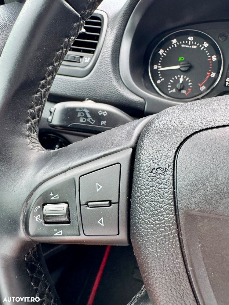 Skoda Fabia 1.2 TSI Monte Carlo - 22