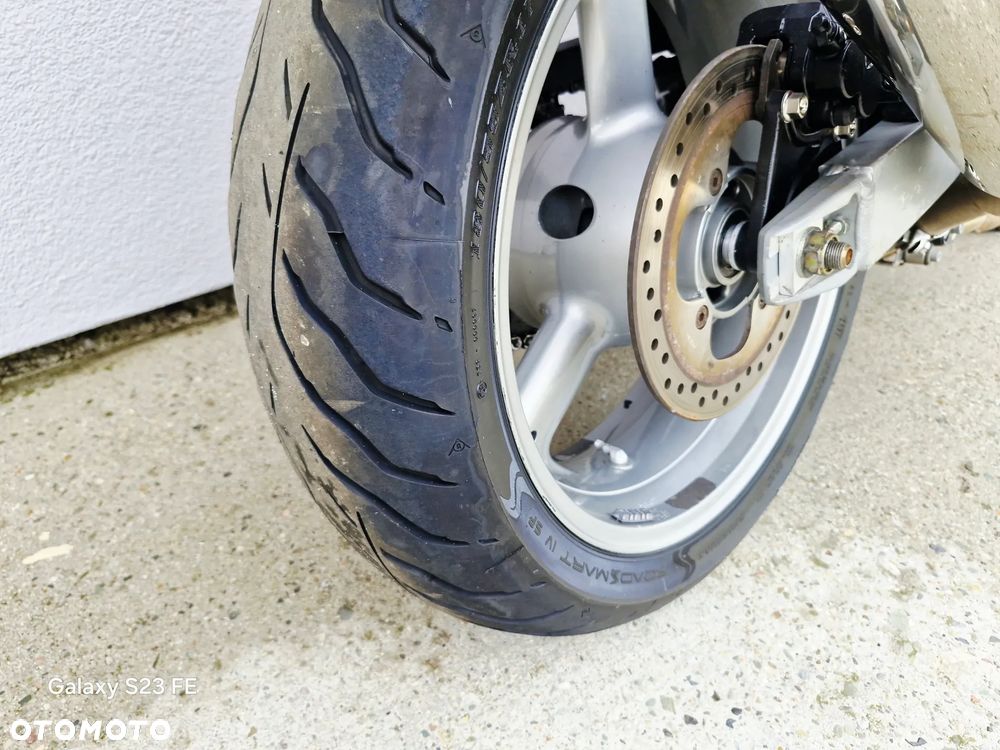 Triumph Sprint - 4