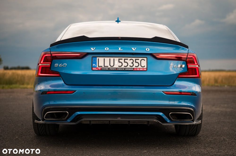 Volvo S60 T6 AWD R-Design - 7