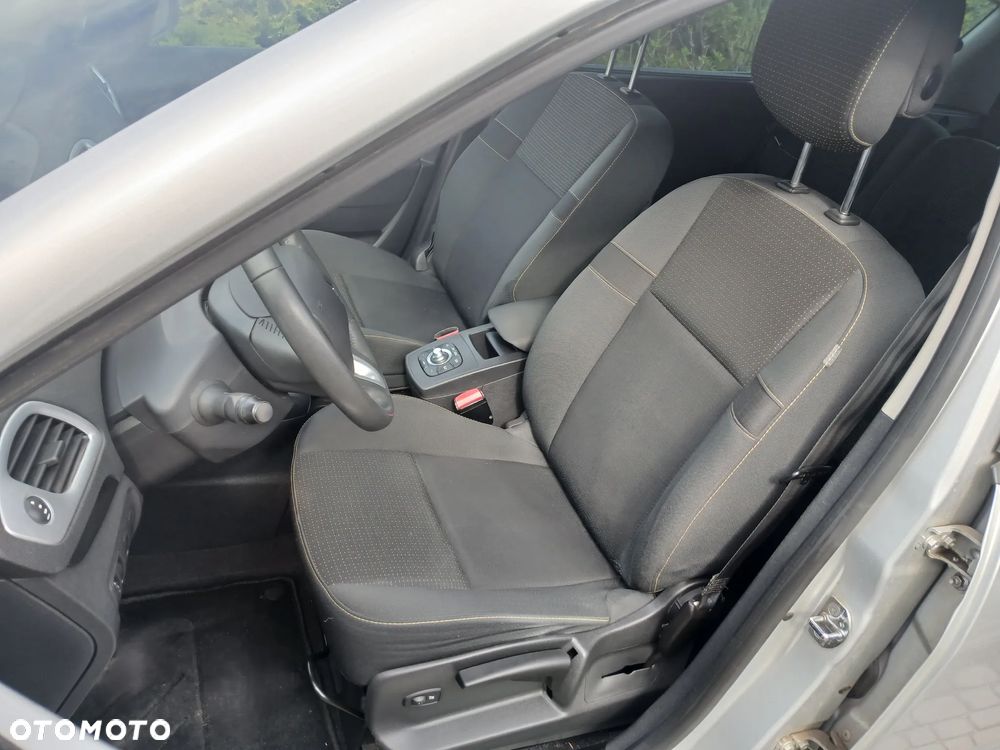 Renault Scenic TCe 130 Dynamique - 13