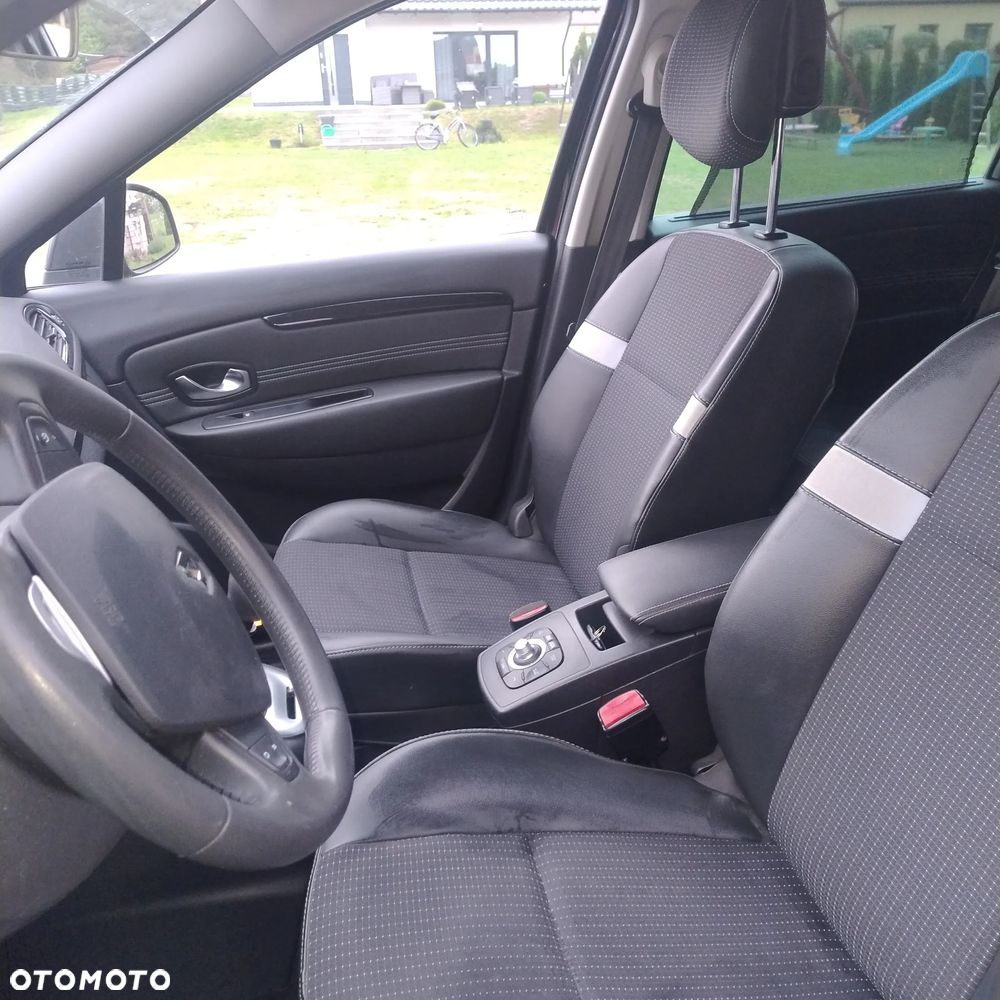 Renault Scenic 1.6 dCi Energy Bose Edition S&S - 8