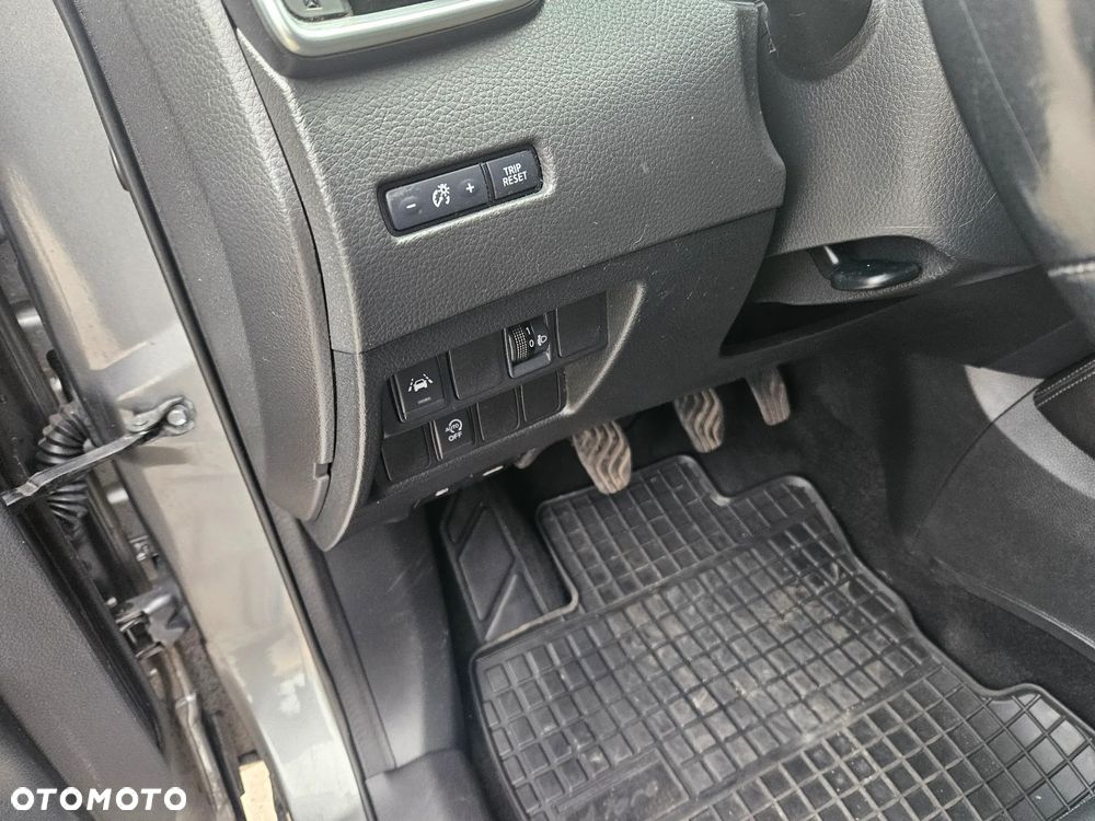 Nissan Qashqai 1.5 dCi Tekna - 10