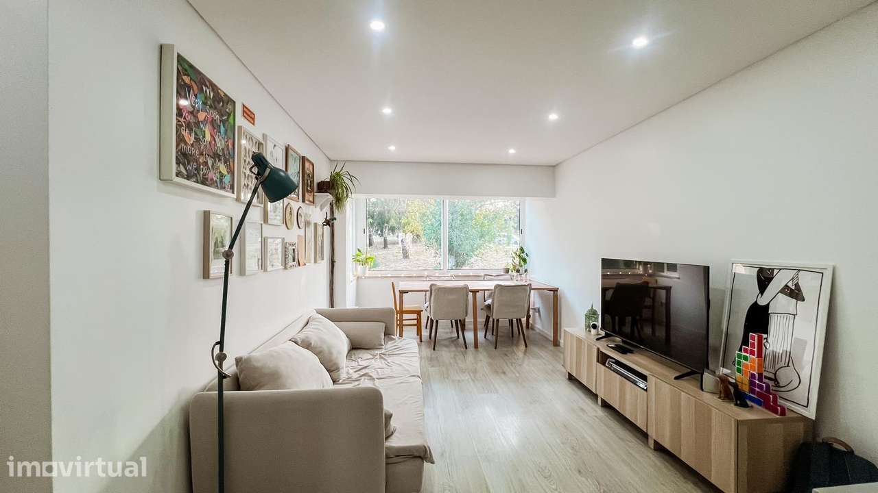 Apartamento T3 Remodelado com Estacionamento Exterior - Grande imagem: 5/16