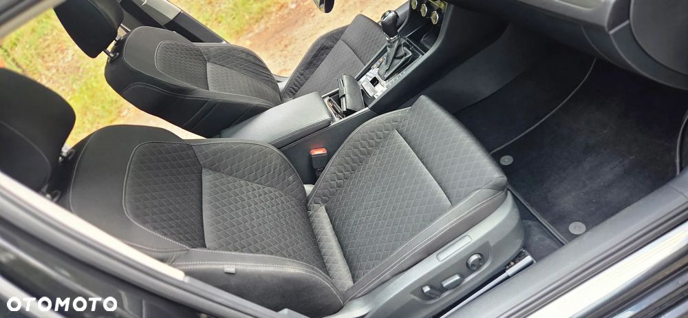 Skoda Superb 2.0 TDI Ambition DSG - 14