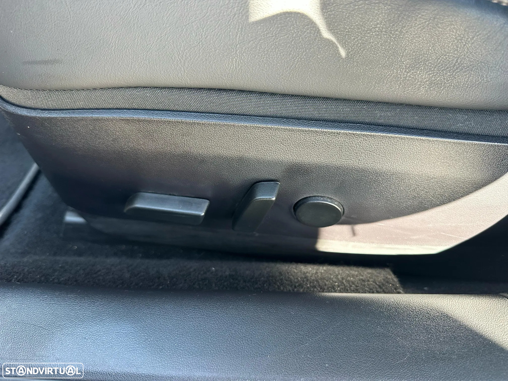 Tesla Model 3 Long-Range Dual Motor AWD - 23