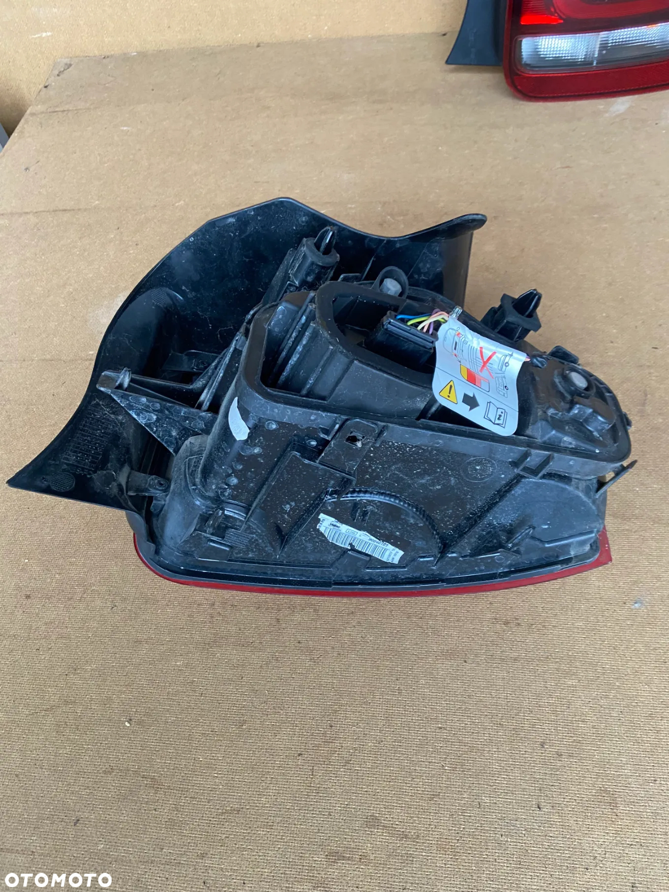 CITROEN C4 CACTUS 14-17  lampa lewy tył, europa. - 9