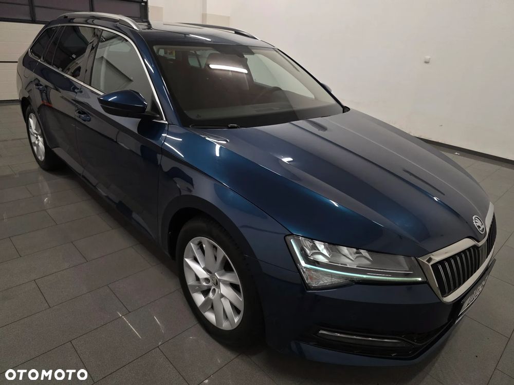 Skoda Superb 2.0 TDI SCR Style DSG - 32