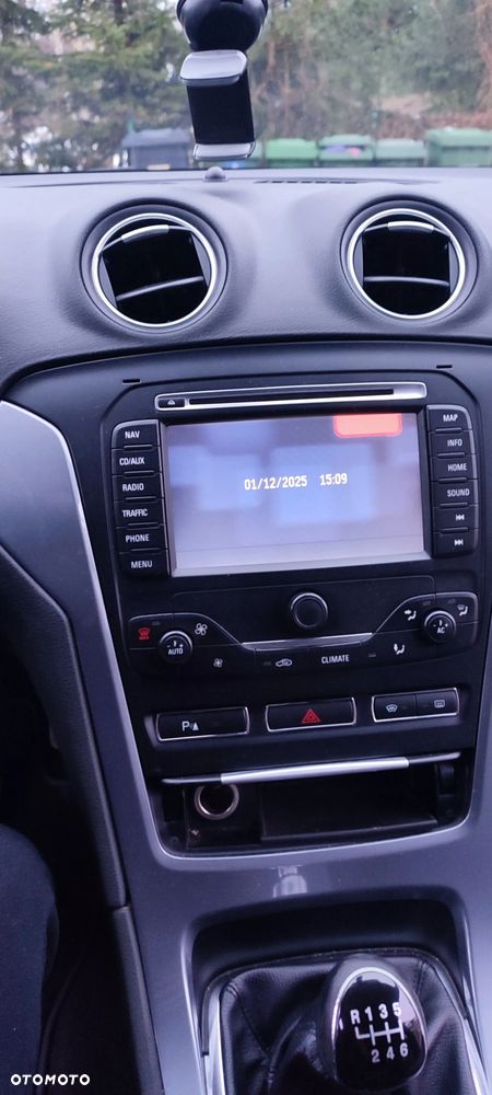 Ford Mondeo 2.0 TDCi Trend - 13