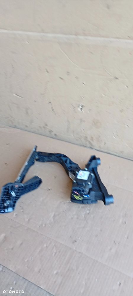Pedał potencjometr gazu Hyundai i40 32727-2T900 - 4