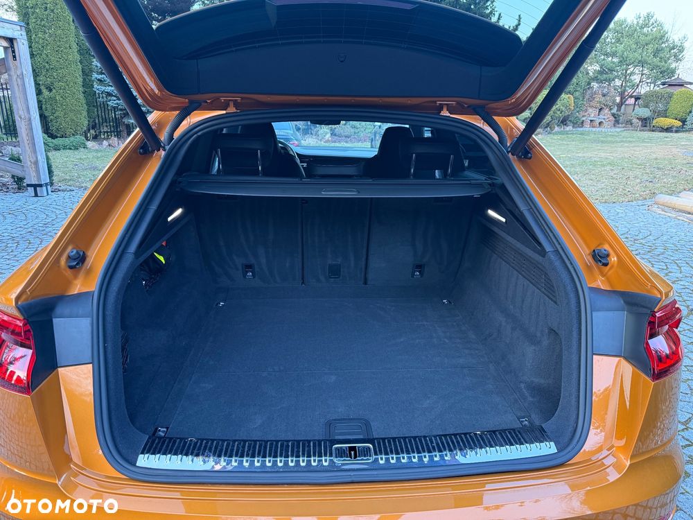 Audi SQ8 - 20