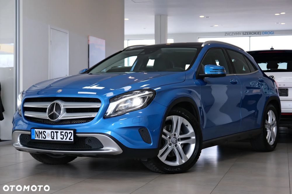 Mercedes-Benz GLA 250 4Matic 7G-DCT UrbanStyle Edition - 2