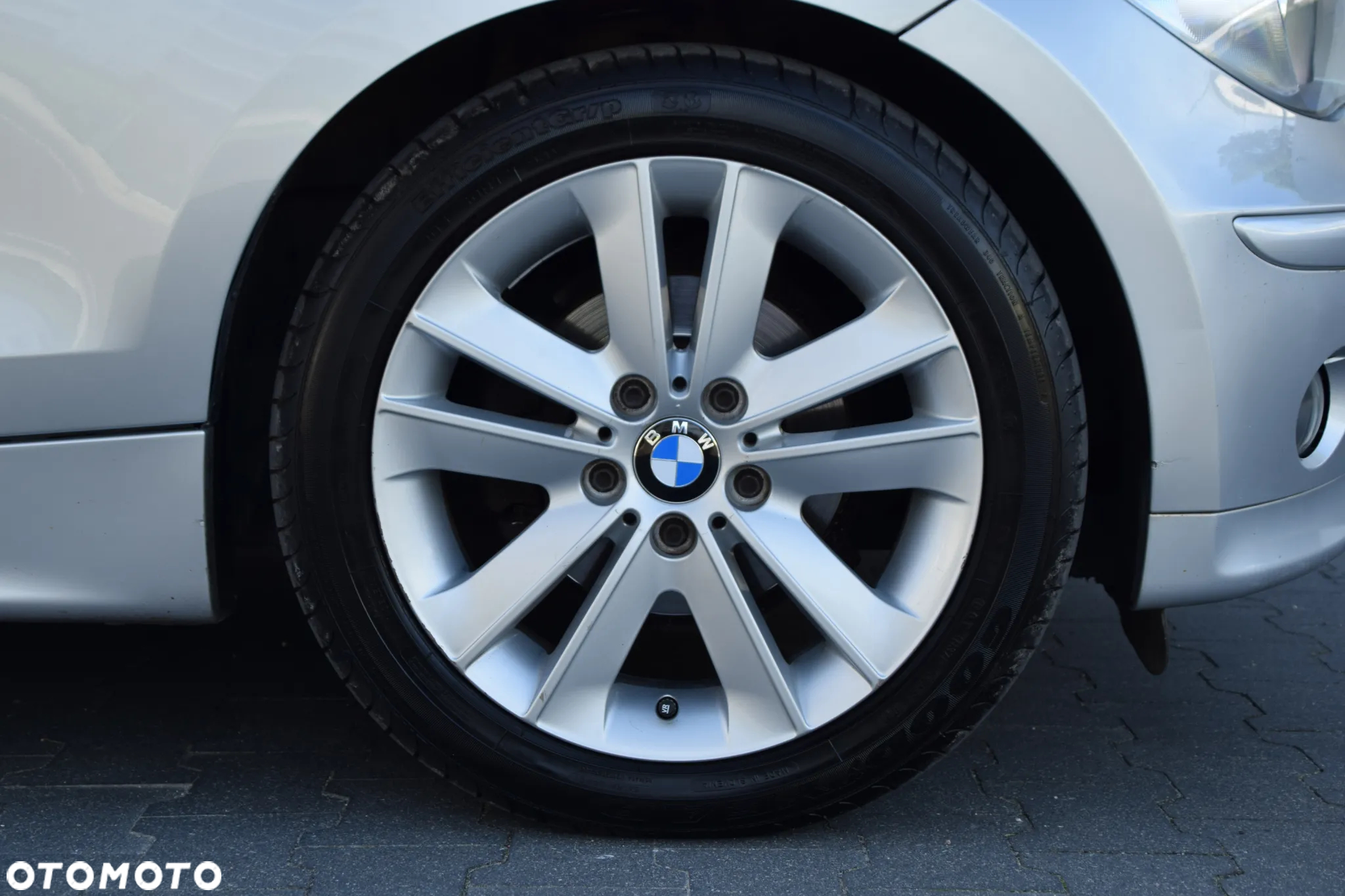 BMW Seria 1 116i - 11